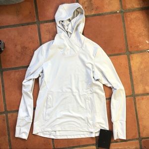 New with tags -never worn - Arc’teryx Varana Hoody